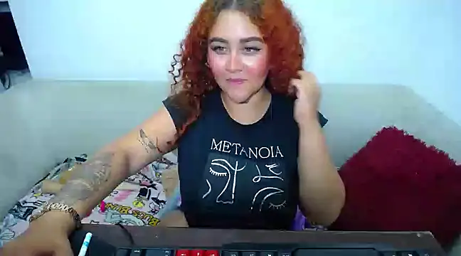 Snapshot of loly_bigbooty4u chatting on January 25, 2025, 3:30 am loly bigbooty4u online show from January 25, 2025, 3:30 am