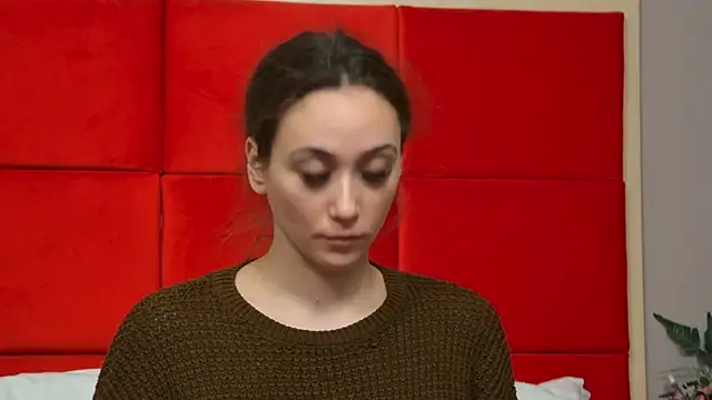 Snapshot of AliceMunro chatting on March 12, 2025, 8:41 pm AliceMunro online show from March 12, 2025, 8:41 pm