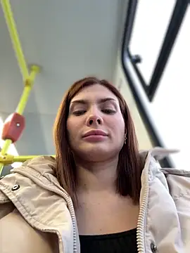 Snapshot of Accole chatting on February 9, 2025, 6:43 am Accole online show from February 9, 2025, 6:43 am