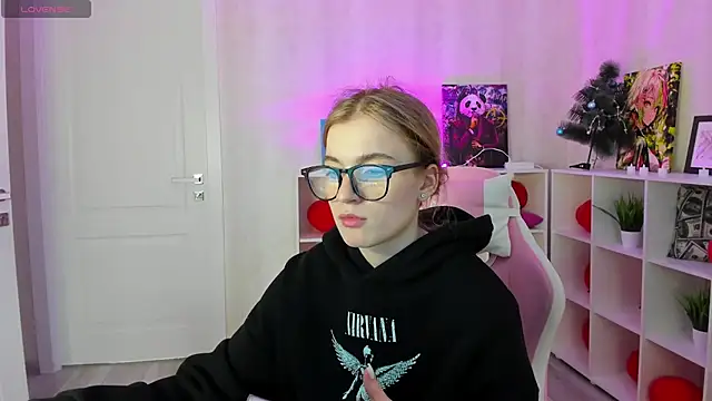 Stacey Brown online show from March 7, 2025, 4:35 am