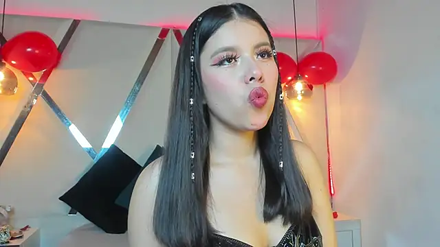 MarielQueenx online show from February 19, 2025, 3:17 am