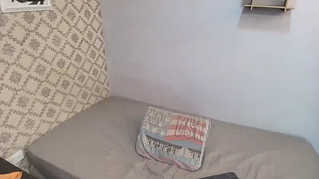 Chantal taylor  online show from February 8, 2025, 6:12 pm