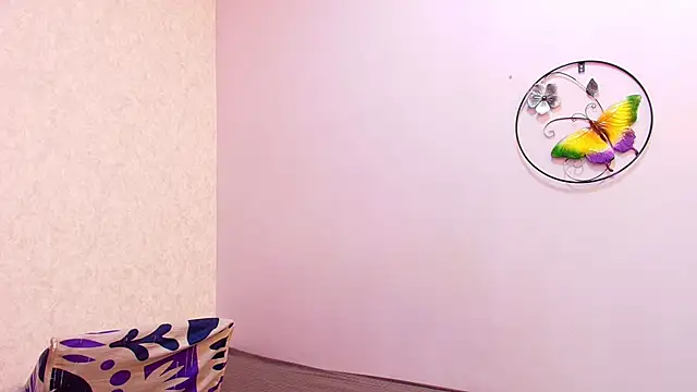 Chantal taylor  online show from September 23, 2025, 12:08 pm