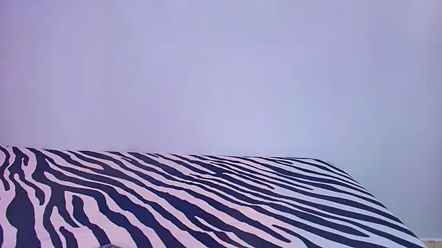 Chantal taylor  online show from November 25, 2025, 12:05 pm