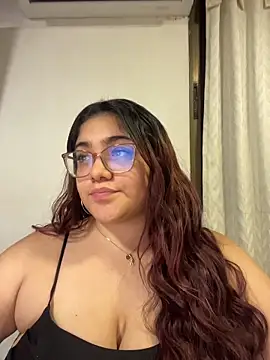 KathyGonzalez online show from November 7, 2025, 10:54 pm