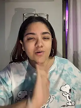 KathyGonzalez online show from November 13, 2025, 11:09 am