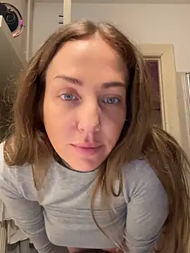 ElenaHaze online show from October 8, 2025, 5:27 am