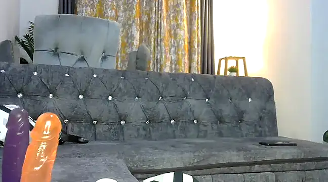 Sexy lla online show from February 21, 2025, 6:29 am