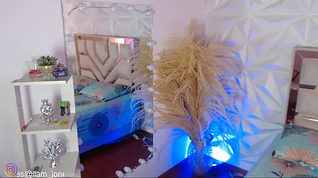 Jonesliam23 online show from February 28, 2026, 7:26 pm