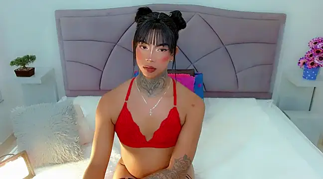 laura sweett120 online show from January 25, 2025, 4:56 am