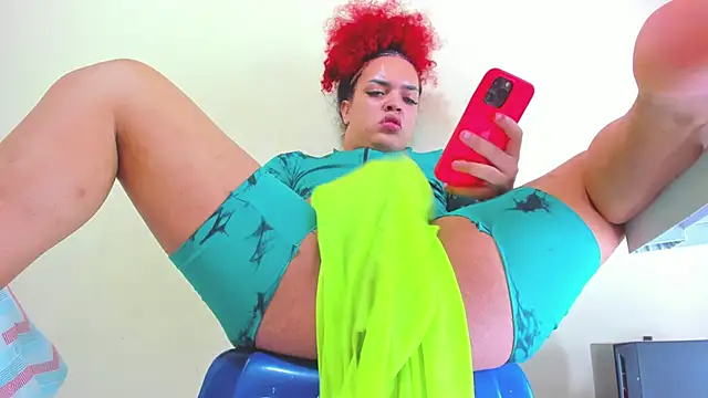 KarineWine online show from October 10, 2025, 10:47 am