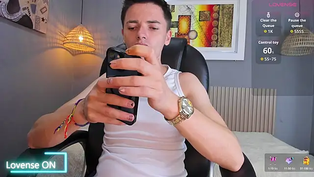 tossetrech online show from December 14, 2025, 3:34 am