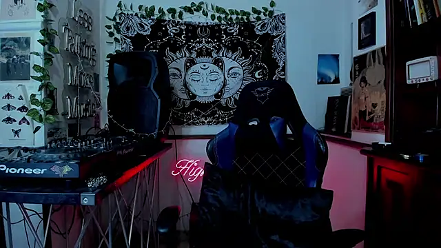 Demongirl6666 online show from February 7, 2025, 6:45 am