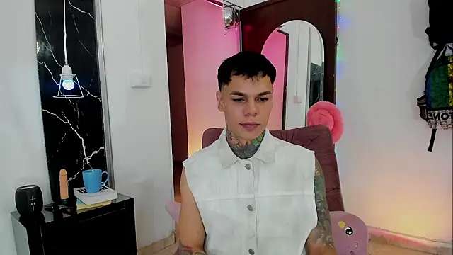 Jordyrodriiguez online show from November 7, 2025, 12:10 am