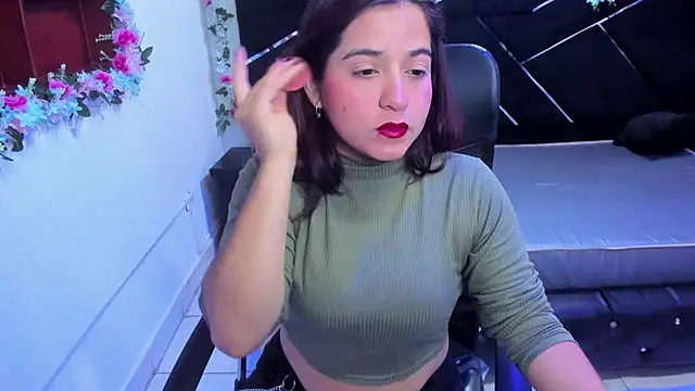 MariaClay online show from December 2, 2025, 12:10 pm