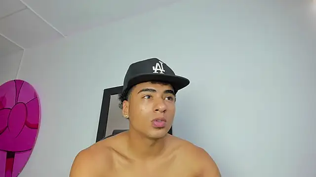 Snapshot of ANGEL_NICOLAS chatting on January 10, 2025, 9:10 pm ANGEL NICOLAS online show from January 10, 2025, 9:10 pm