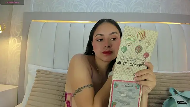 Snapshot of afrodytasky_ chatting on January 25, 2025, 11:34 am afrodytasky  online show from January 25, 2025, 11:34 am
