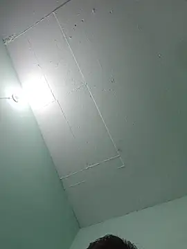 Snapshot of Luisf1267 chatting on November 1, 2025, 4:03 am Luisf1267 online show from November 1, 2025, 4:03 am