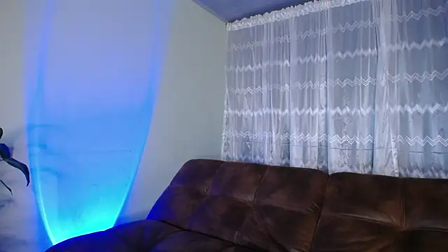 Snapshot of peyton_golden1 chatting on March 20, 2025, 1:02 am peyton golden1 online show from March 20, 2025, 1:02 am