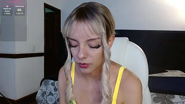 peyton golden1 online show from January 17, 2026, 3:44 am