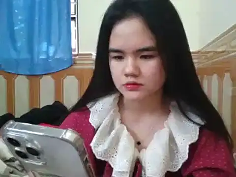 Yin-girl online show from January 4, 2025, 5:48 am