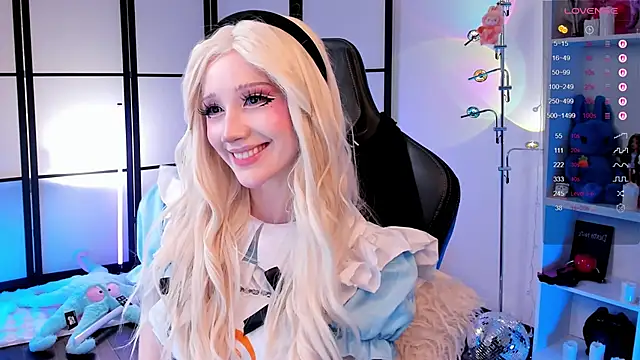 LilithLin online show from February 6, 2026, 12:59 am