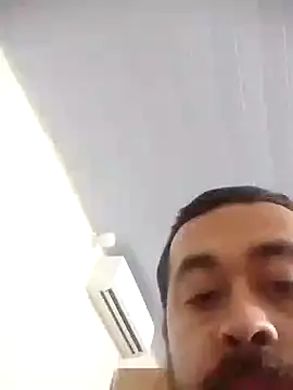 Snapshot of juanbenitez2 chatting on March 16, 2025, 12:44 pm juanbenitez2 online show from March 16, 2025, 12:44 pm