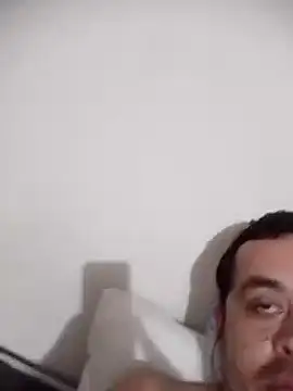 Snapshot of juanbenitez2 chatting on March 18, 2025, 11:08 am juanbenitez2 online show from March 18, 2025, 11:08 am