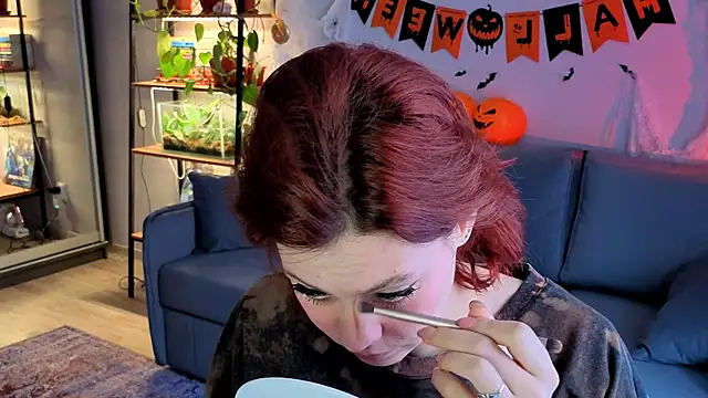 Snapshot of Your_Corvus chatting on October 22, 2025, 9:20 am Your Corvus online show from October 22, 2025, 9:20 am