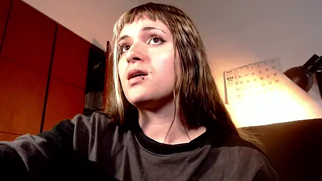 NEXT DOOR GIRL  online show from October 27, 2025, 10:03 pm