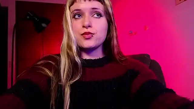 NEXT DOOR GIRL  online show from March 26, 2026, 11:10 pm