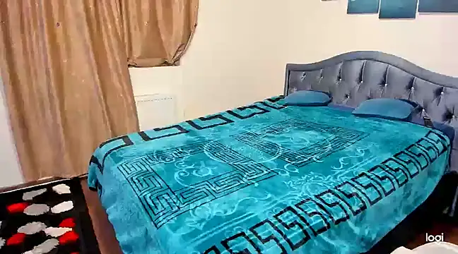 se6model online show from January 3, 2025, 8:32 pm