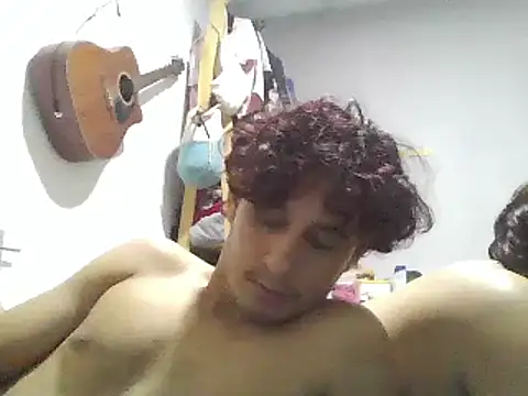 Snapshot of pedrodavid_ chatting on February 11, 2025, 4:44 am pedrodavid  online show from February 11, 2025, 4:44 am