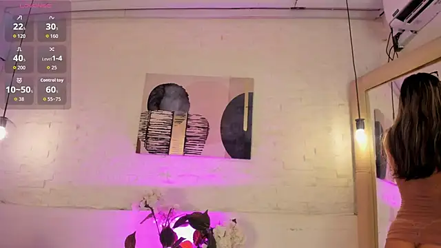 Snapshot of Caro_martinezz chatting on September 13, 2025, 11:32 am Caro martinezz online show from September 13, 2025, 11:32 am