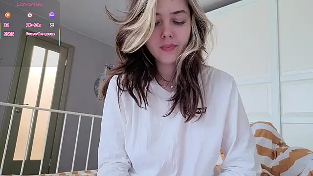 Vanessa Walters online show from March 11, 2026, 4:18 am