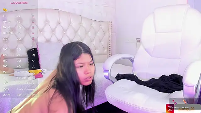 Punkys  online show from February 10, 2025, 8:10 pm