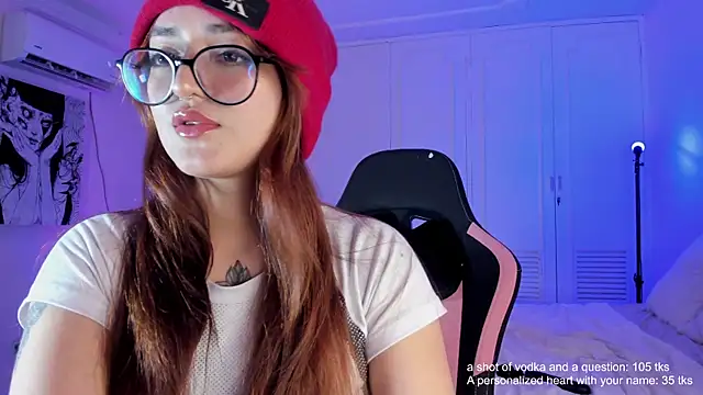 Snapshot of SweetJennaa chatting on February 23, 2025, 7:55 am SweetJennaa online show from February 23, 2025, 7:55 am