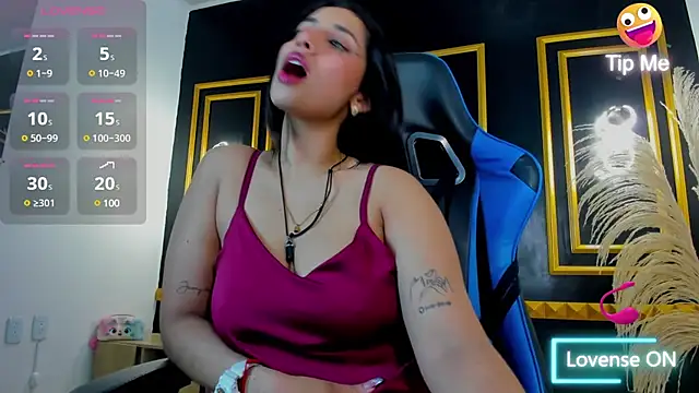 venuz lee online show from February 8, 2025, 1:33 pm