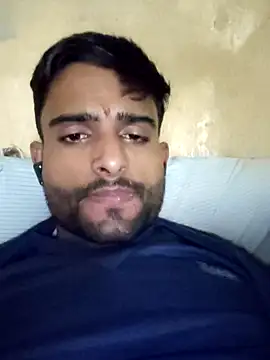 PRIYANHUxh online show from January 5, 2026, 6:44 pm