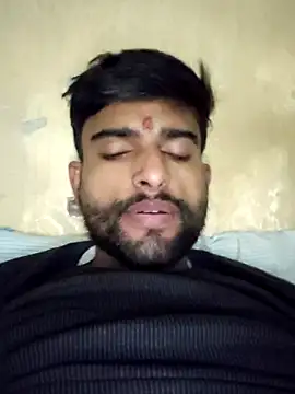 PRIYANHUxh online show from January 17, 2026, 3:39 pm