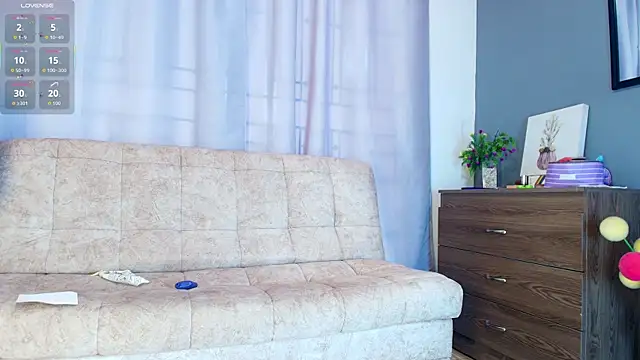 jade brunnette online show from November 6, 2025, 8:10 pm