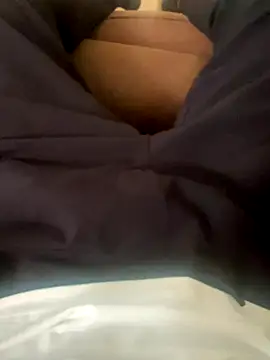 Snapshot of MephiticBermudas chatting on October 20, 2025, 7:03 pm MephiticBermudas online show from October 20, 2025, 7:03 pm