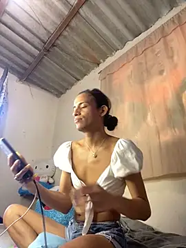 Snapshot of AlexaWarner chatting on January 18, 2026, 4:00 pm AlexaWarner online show from January 18, 2026, 4:00 pm