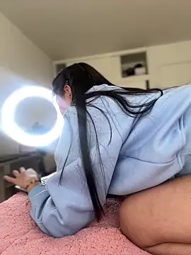 AlessiaVix online show from March 4, 2026, 4:02 pm