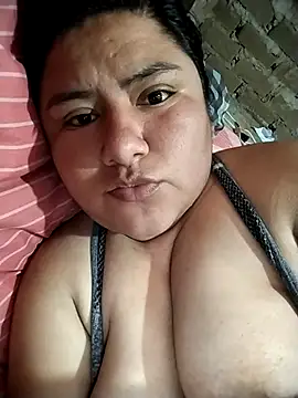 Snapshot of Tef-15 chatting on October 28, 2025, 5:37 pm Tef-15 online show from October 28, 2025, 5:37 pm