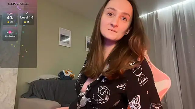 Snapshot of Eva_Eva_ chatting on January 13, 2025, 10:35 pm Eva Eva  online show from January 13, 2025, 10:35 pm