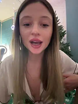 Kimsweet7 online show from December 19, 2024, 6:01 pm