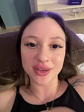 Kimsweet7 online show from January 25, 2025, 9:14 pm