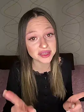 Kimsweet7 online show from February 13, 2025, 4:07 pm