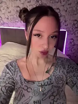 Kimsweet7 online show from March 5, 2025, 5:08 pm